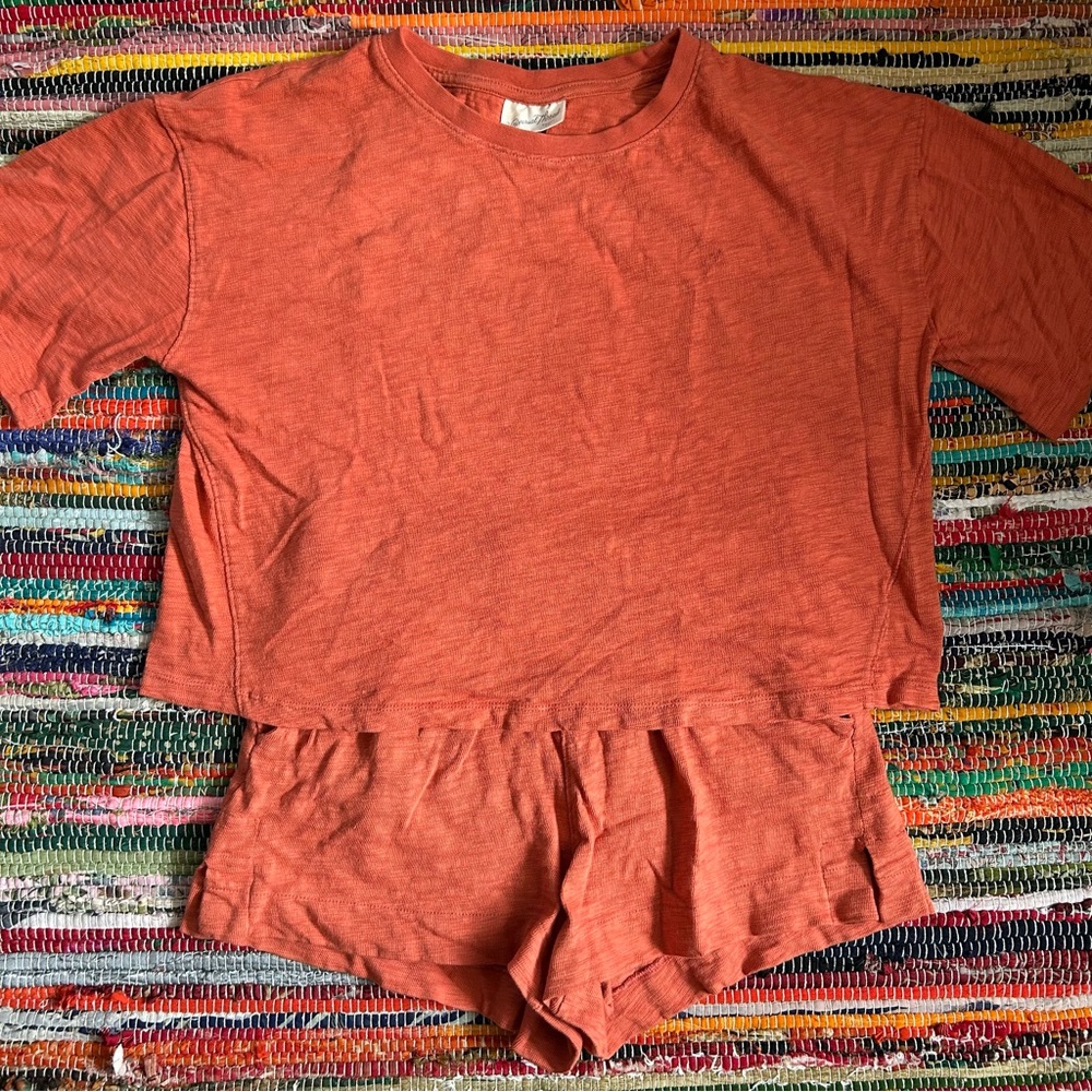 Universal Thread Burnt Orange Lounge Tee and Shorts Set M/S